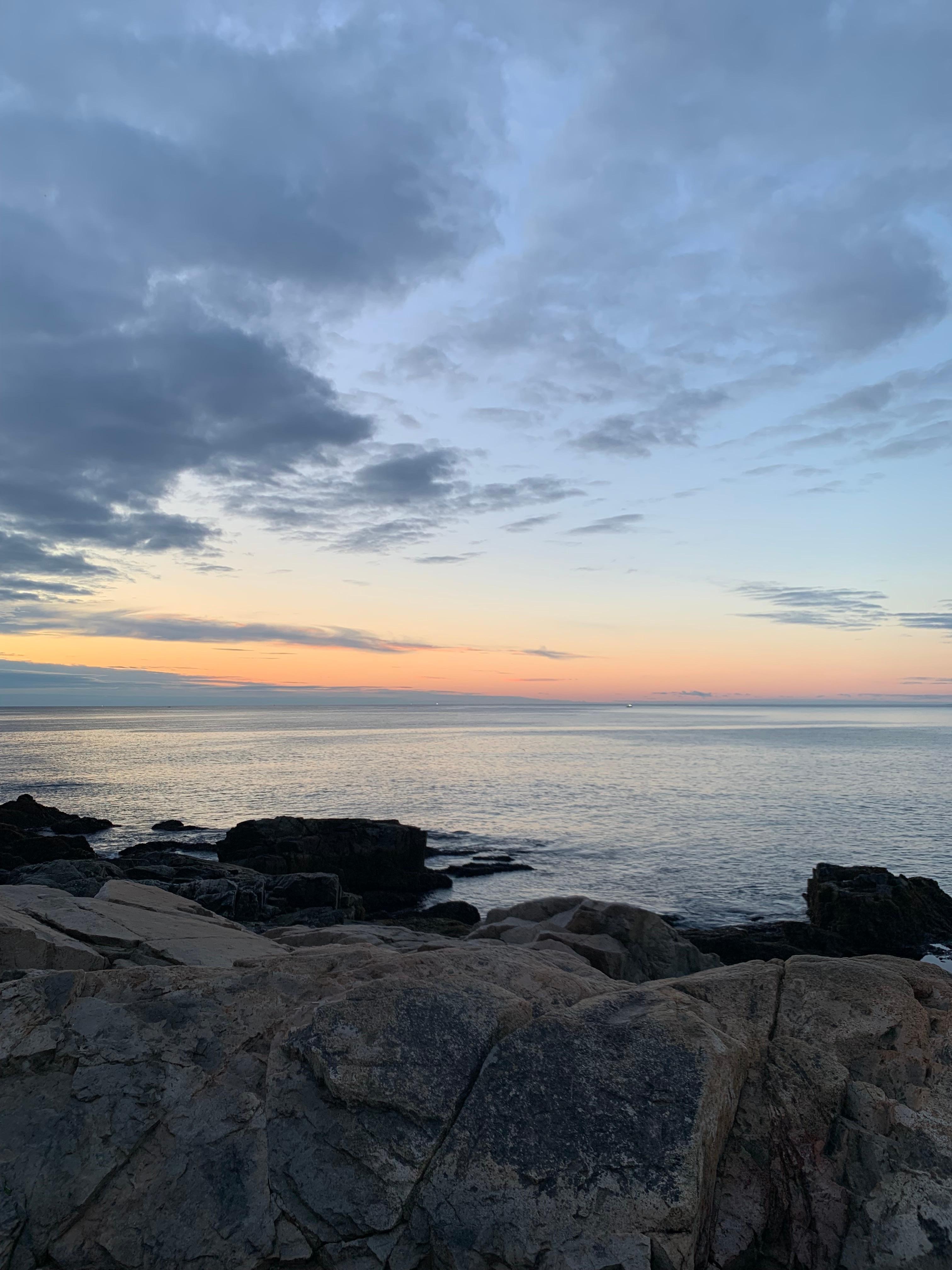 Sunrise at Otter Point Lookout