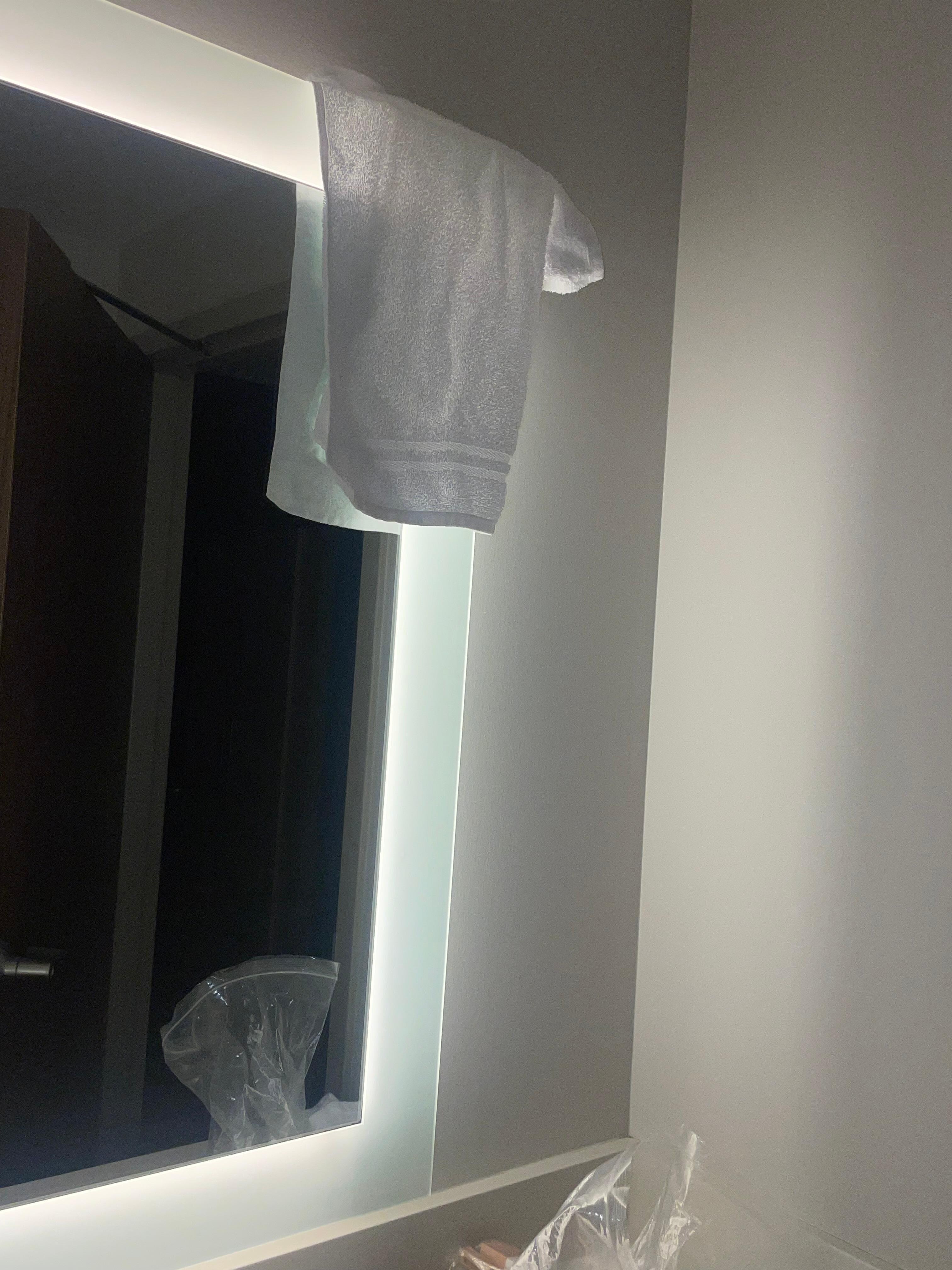 Nowhere to hang face/hand towels
