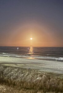 Moonrise!
