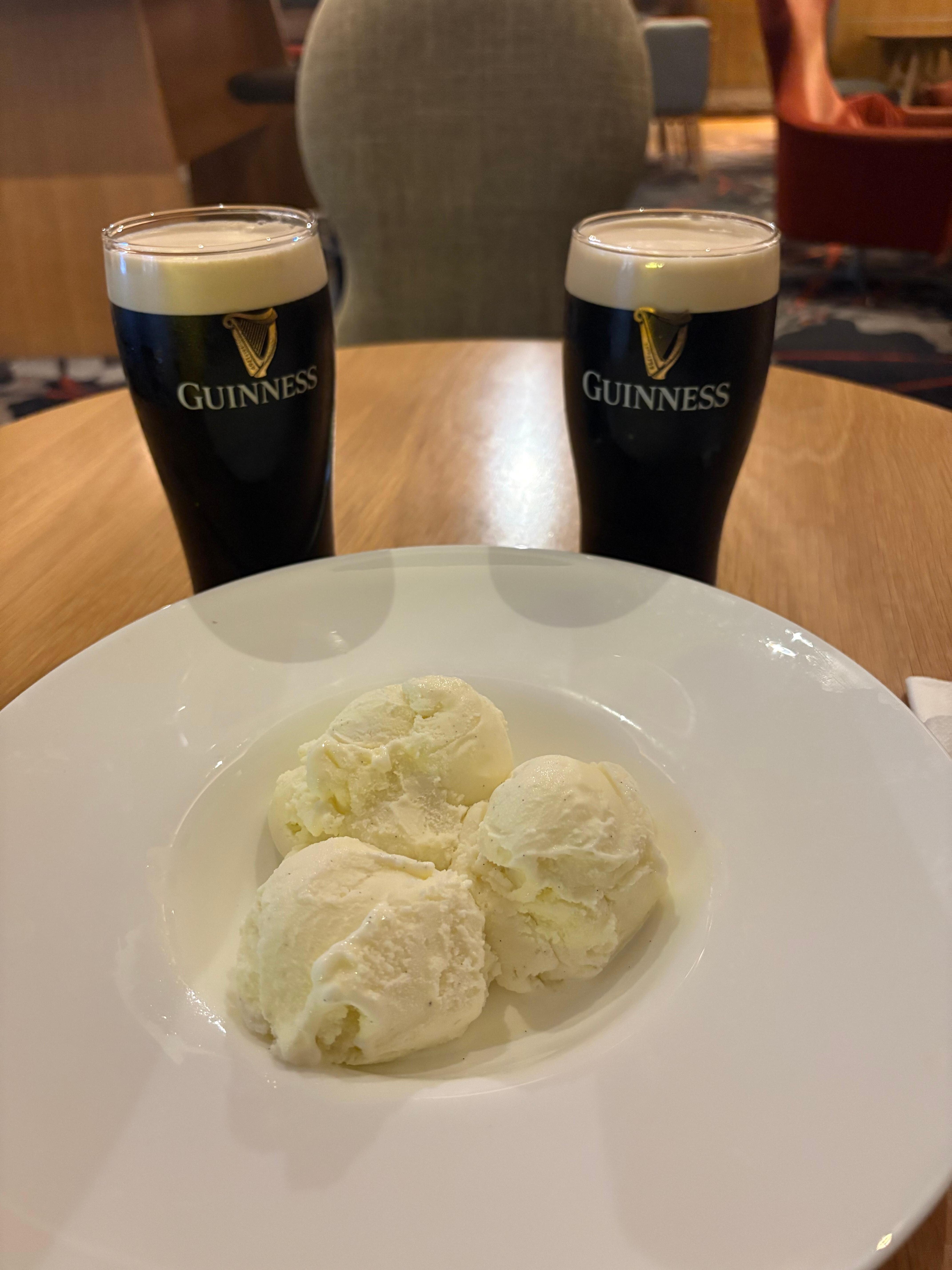 Options from the hotel pub for the entire family!