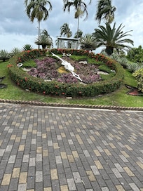 Across the street from Yoo tower is Cinta Costera 1