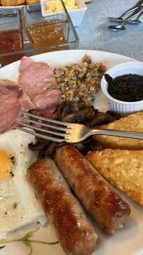 Welsh breakfast