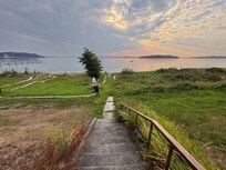 taking a moring walk down to the beach