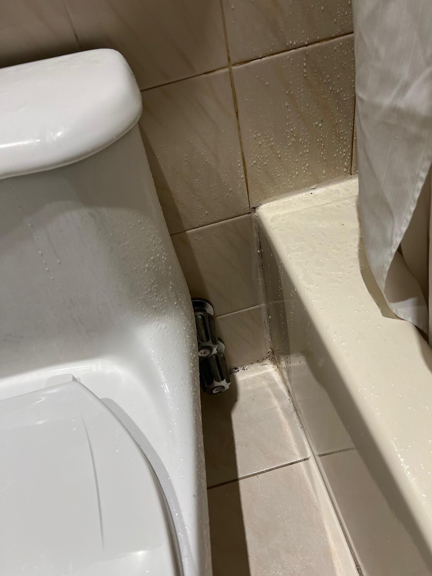 Shower curtain wouldn't stay up on ends so fell to middle and water leaked all over floor/toilet