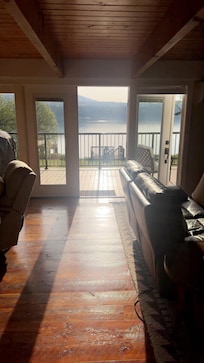 The way the sun shines through the home at the end of every day was one of my favorite parts! We spent so much time on the deck!