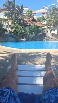 Lower pool