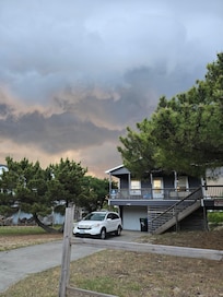 Exterior, deck, parking