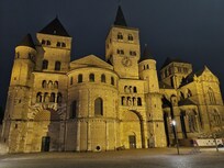 Cathedral at night
Dom bei Nacht