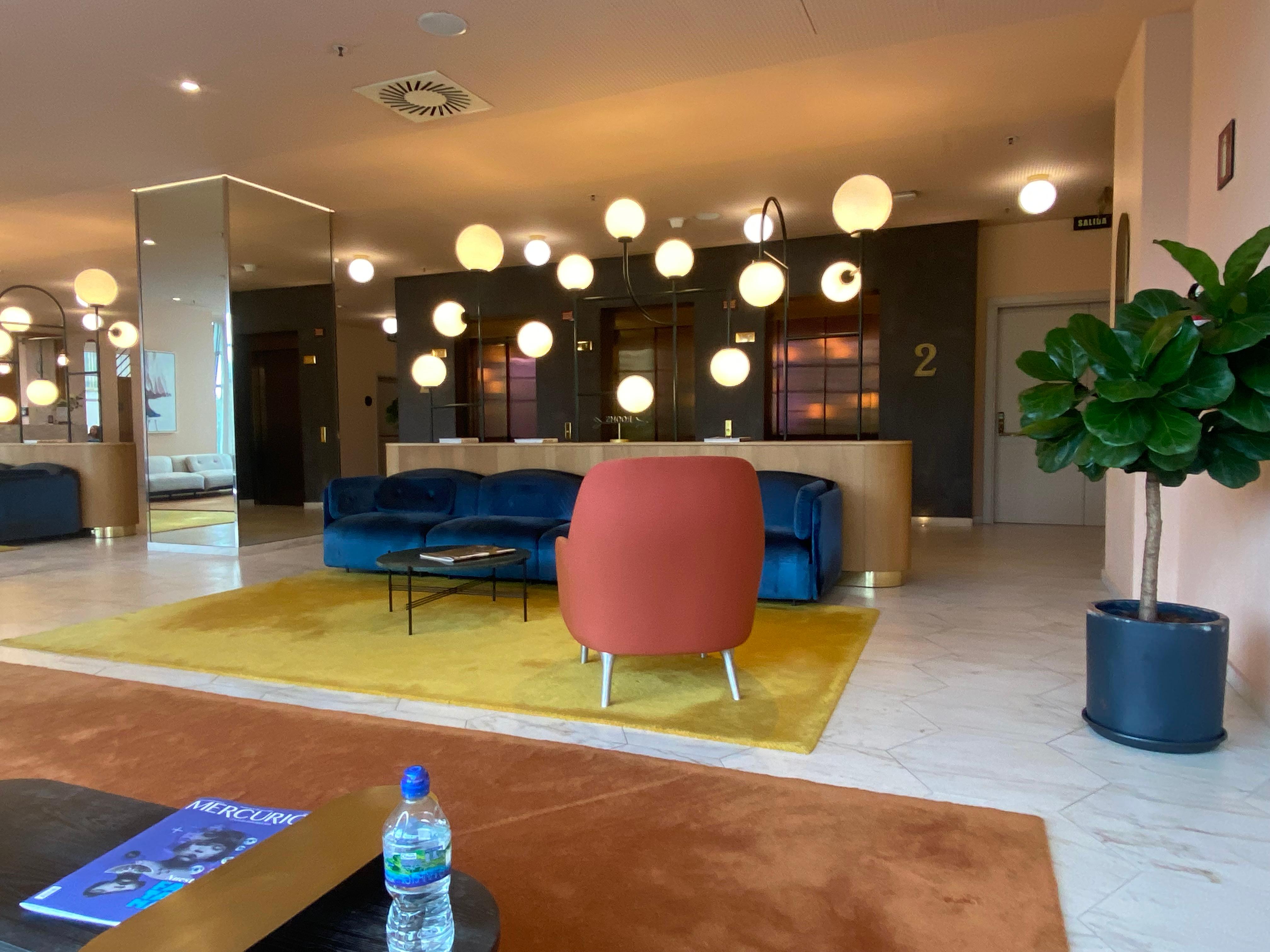 2nd floor reception