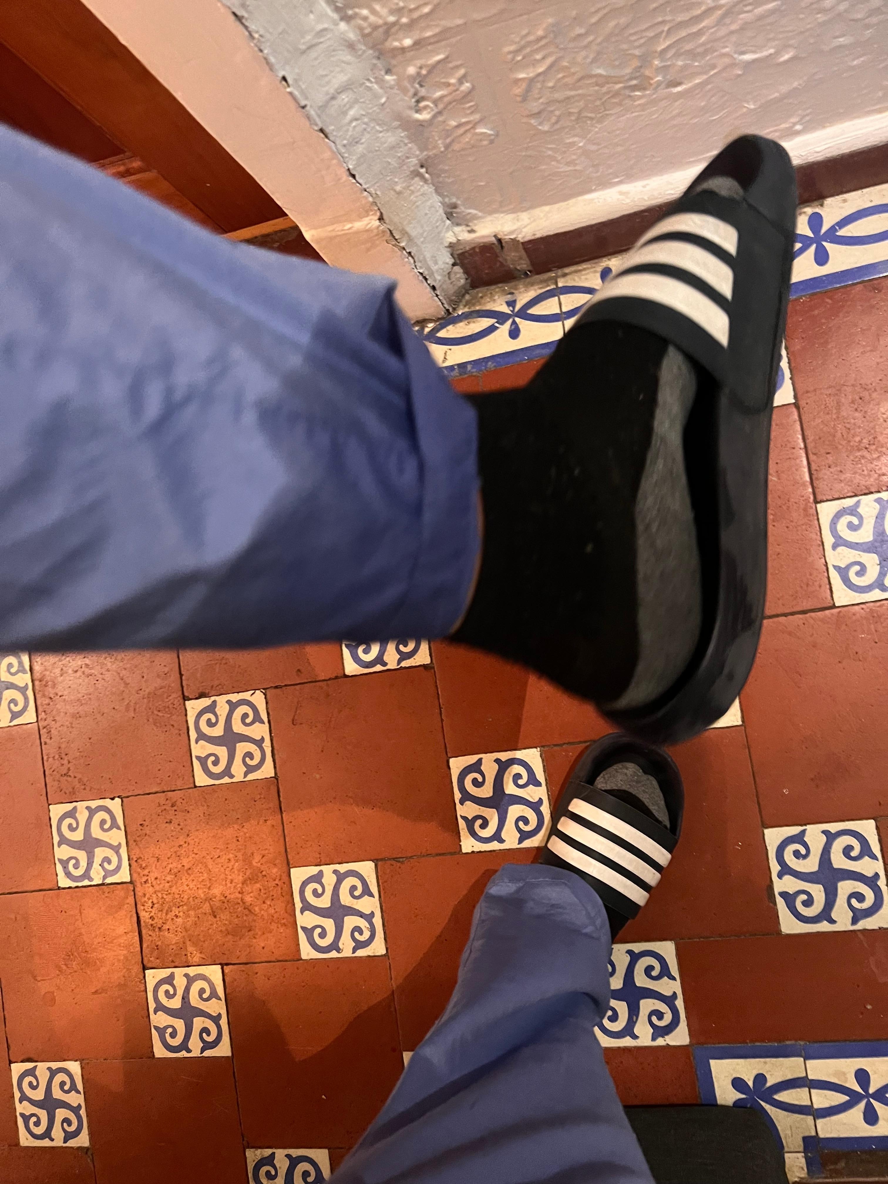 Wet clothes from toilet leak