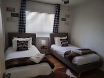 2 twins, upstairs bedroom