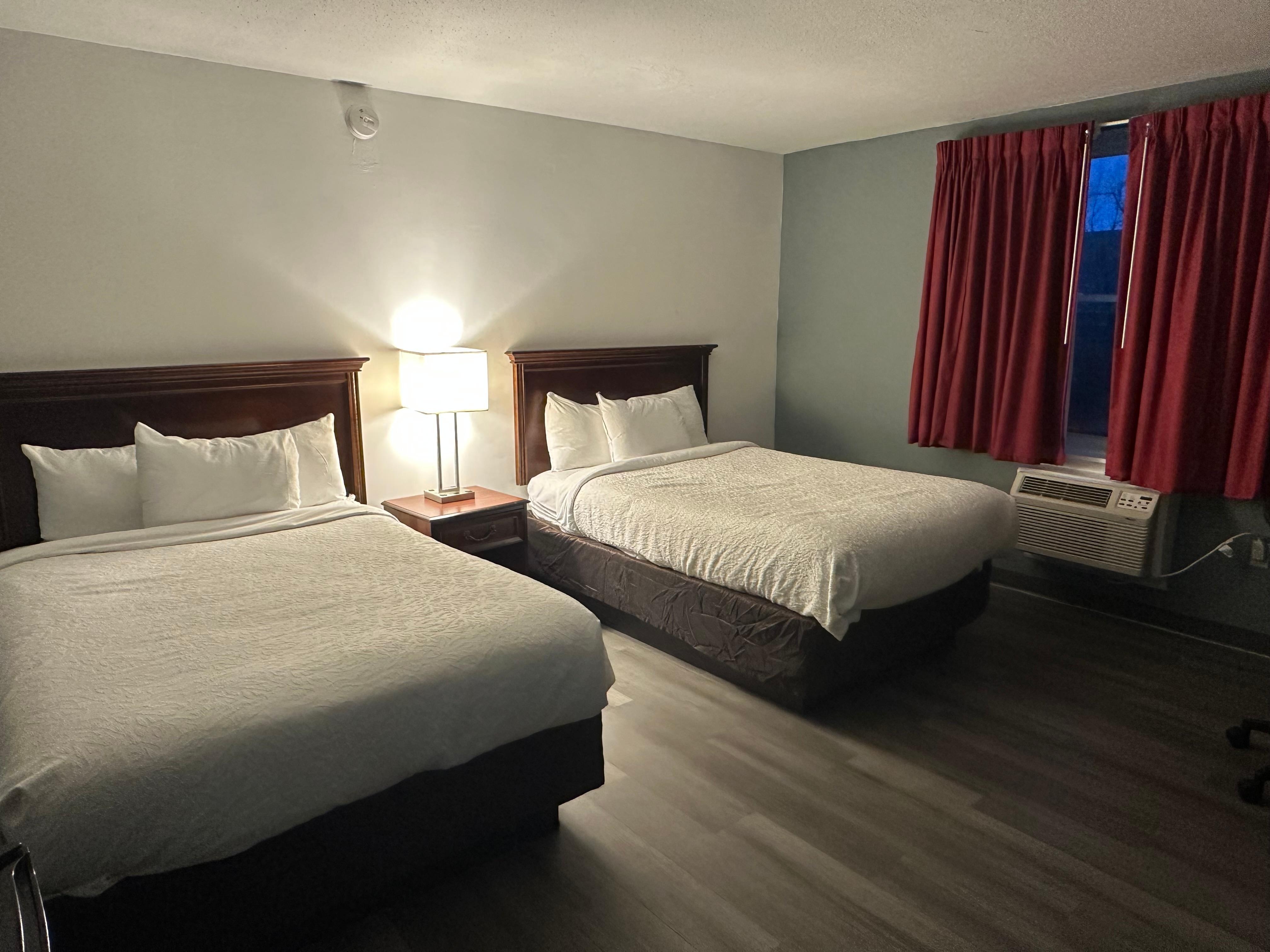 2 Queen room