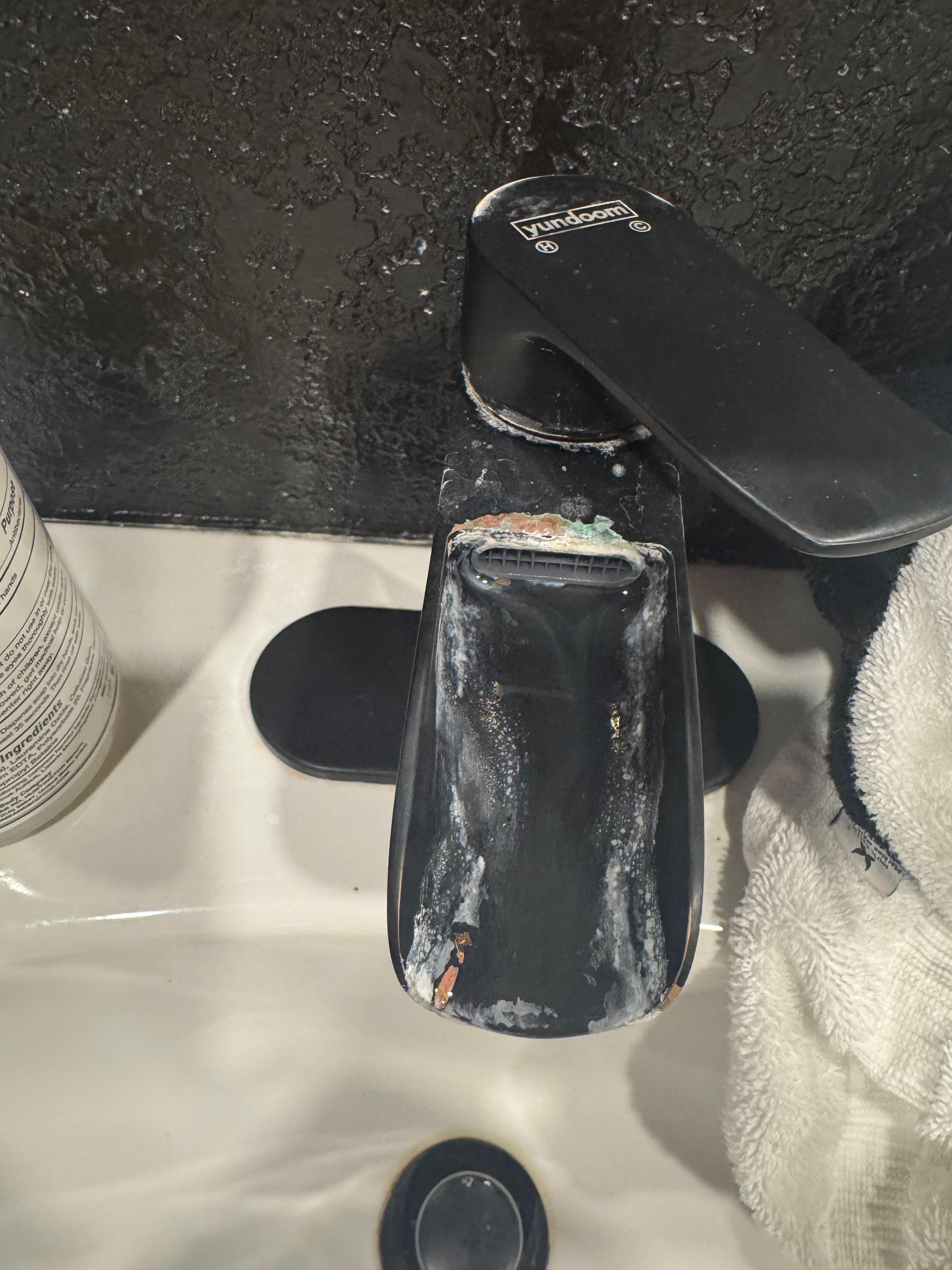 The disgusting sink faucets in the main shared bathroom that we tried to clean ourselves with cleaning product that was there, and it didn’t make a difference. 