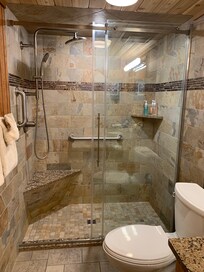 Amazing beautiful bathroom!