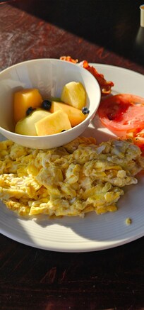 Breakfast was fresh and delicious, also included with my stay and they even substituted for me.