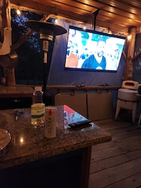 Covered deck w tv