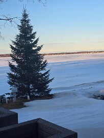 Another beautiful view of the lake.