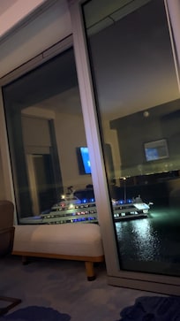 Great view from the King corner room Bay 3