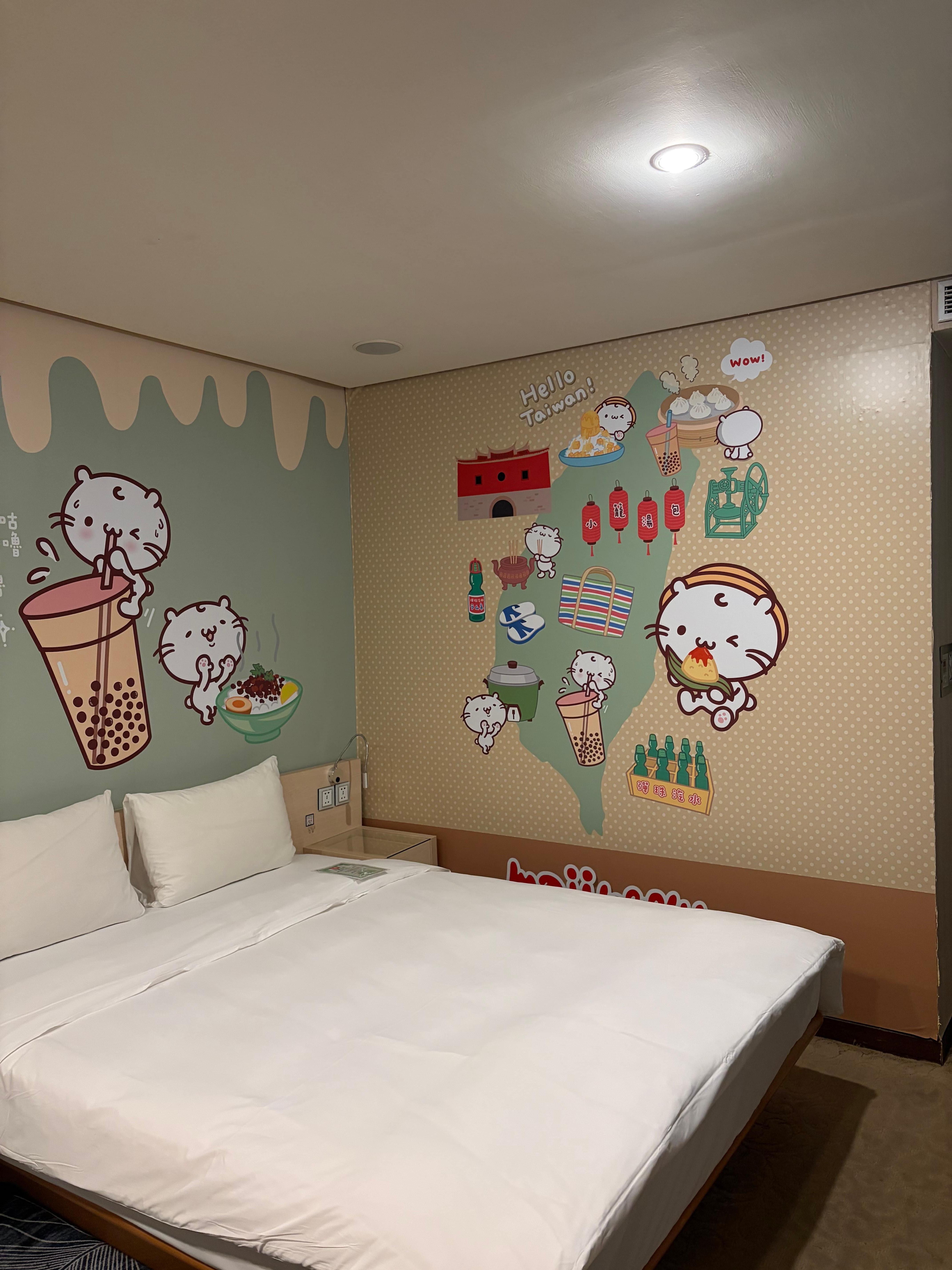 リニューアルさらて可愛いなったお部屋。
ベットは硬めでした。