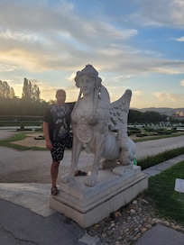 Belvedere gardens just steps from the hotel.