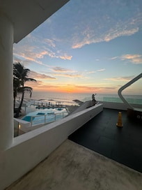 6:25am sunrise