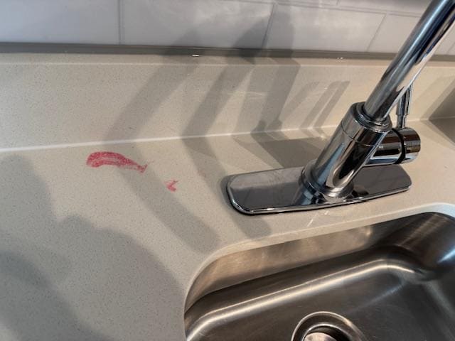 Example of dirty cuntertop