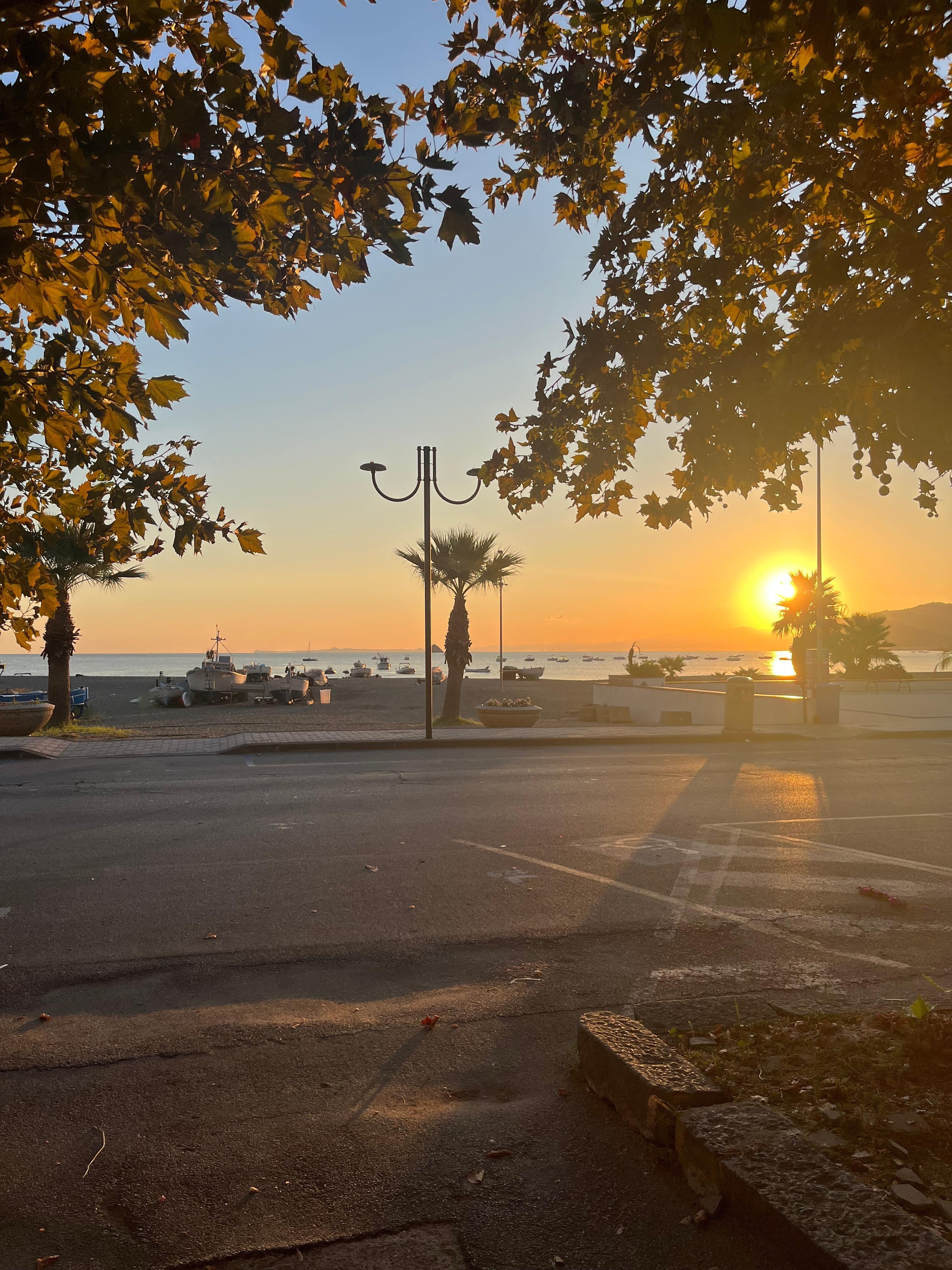 Blick auf den Strand vom Haustor aus