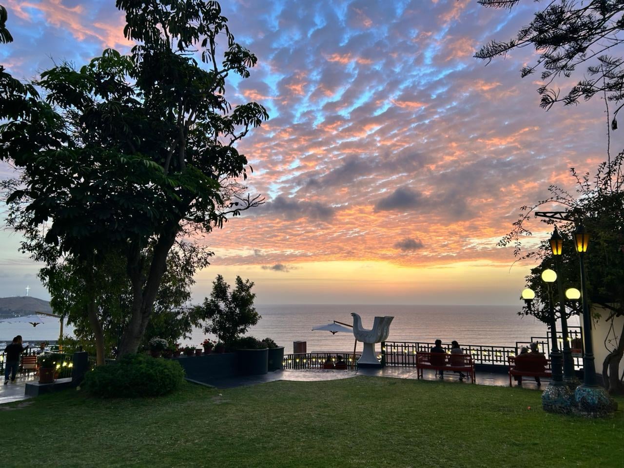 Atardecer en Second Home