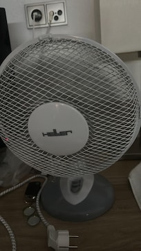 No air condition in the room just fan.
