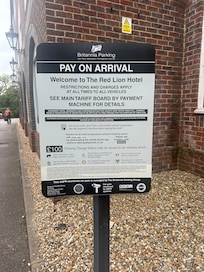 Guests don’t pay!