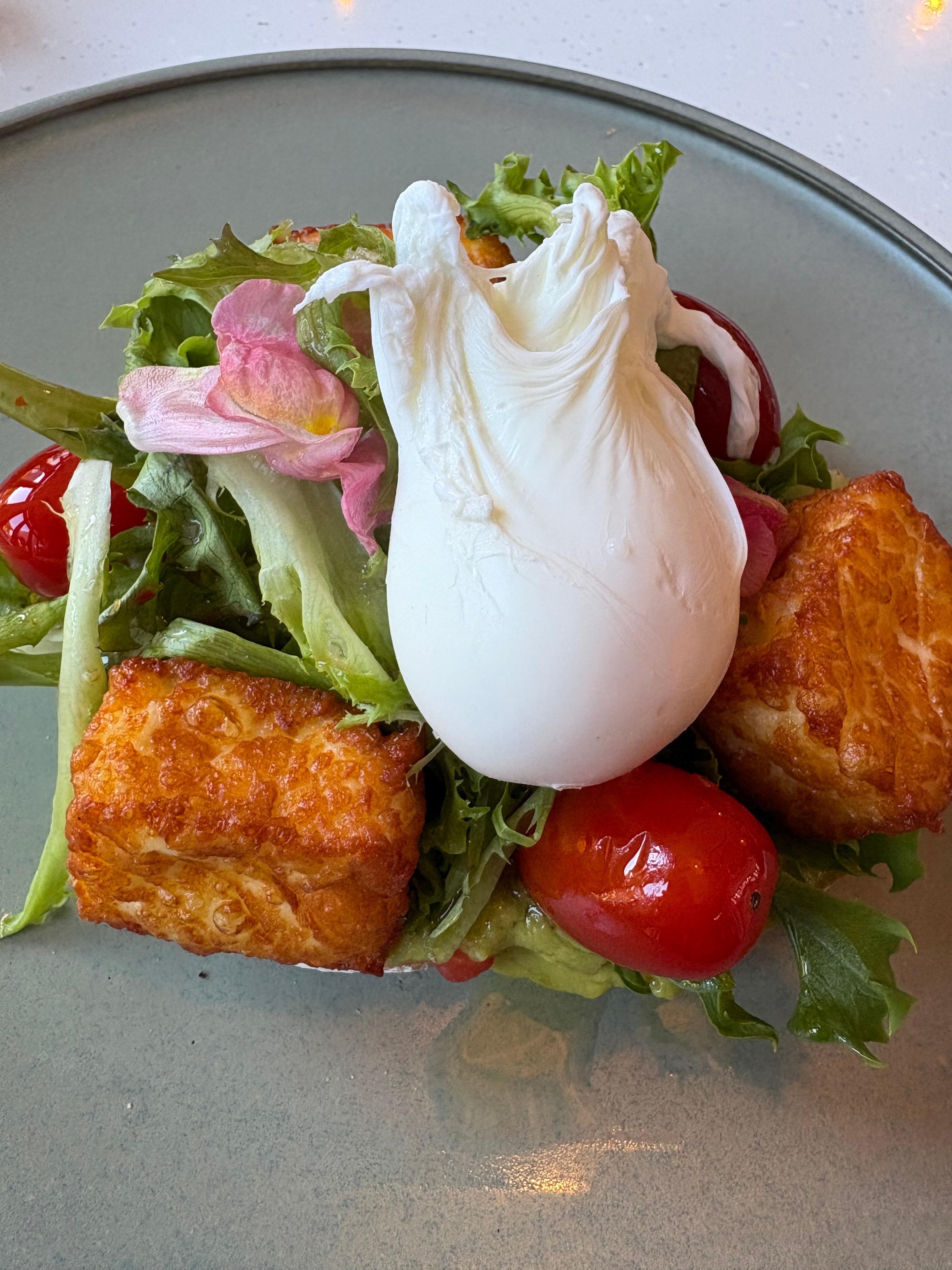 Grilled halloumi breakfast