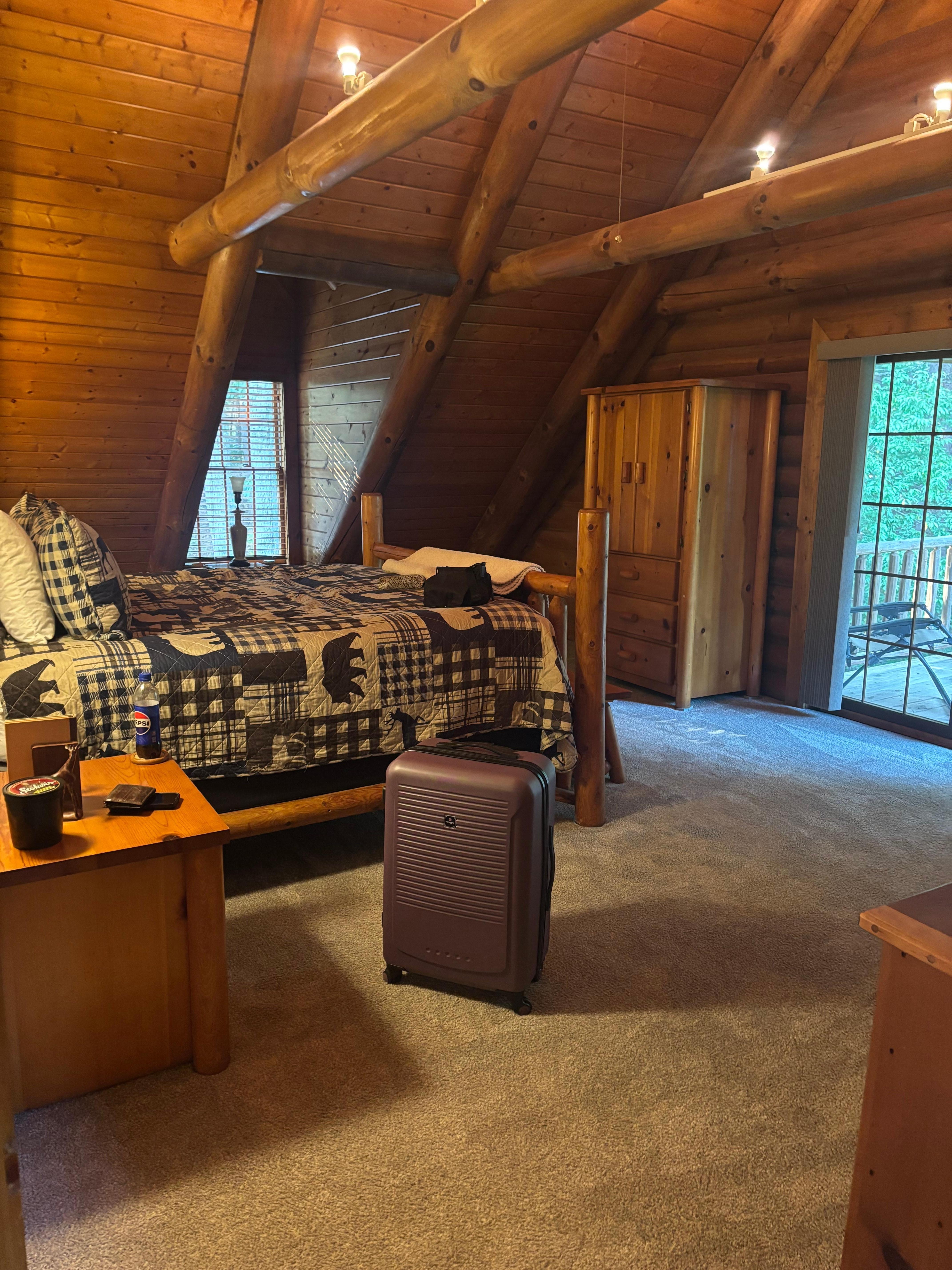 Large primary room with en-suite bathroom