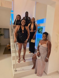 Love love these stairs for all my photos