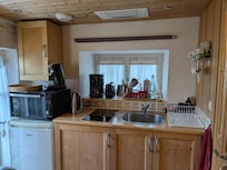 Küche mit allem was man braucht.