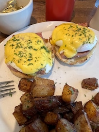 Breakfast was delicious at the hotel restaurant