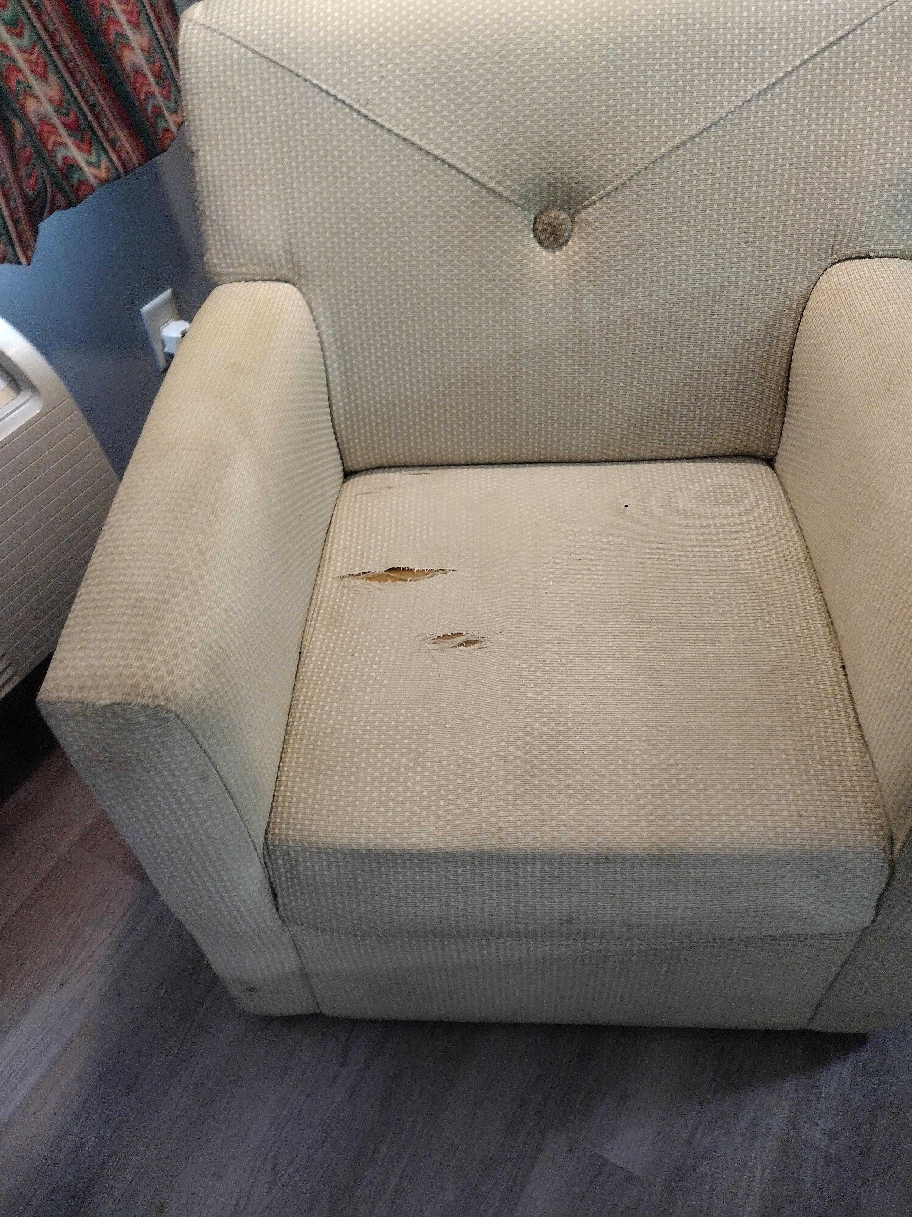 Stabbed chair