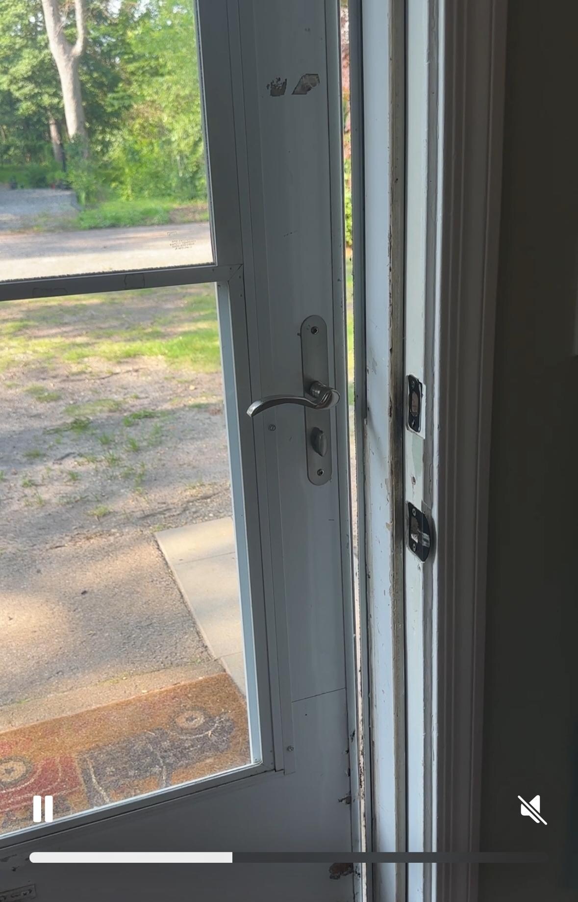 Door didn’t fully close unless you locked it from the inside 