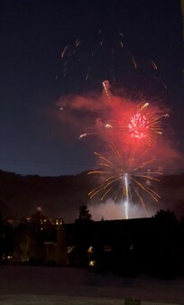 Nice fireworks display from the unit on Saturday night (the first night of our stay)