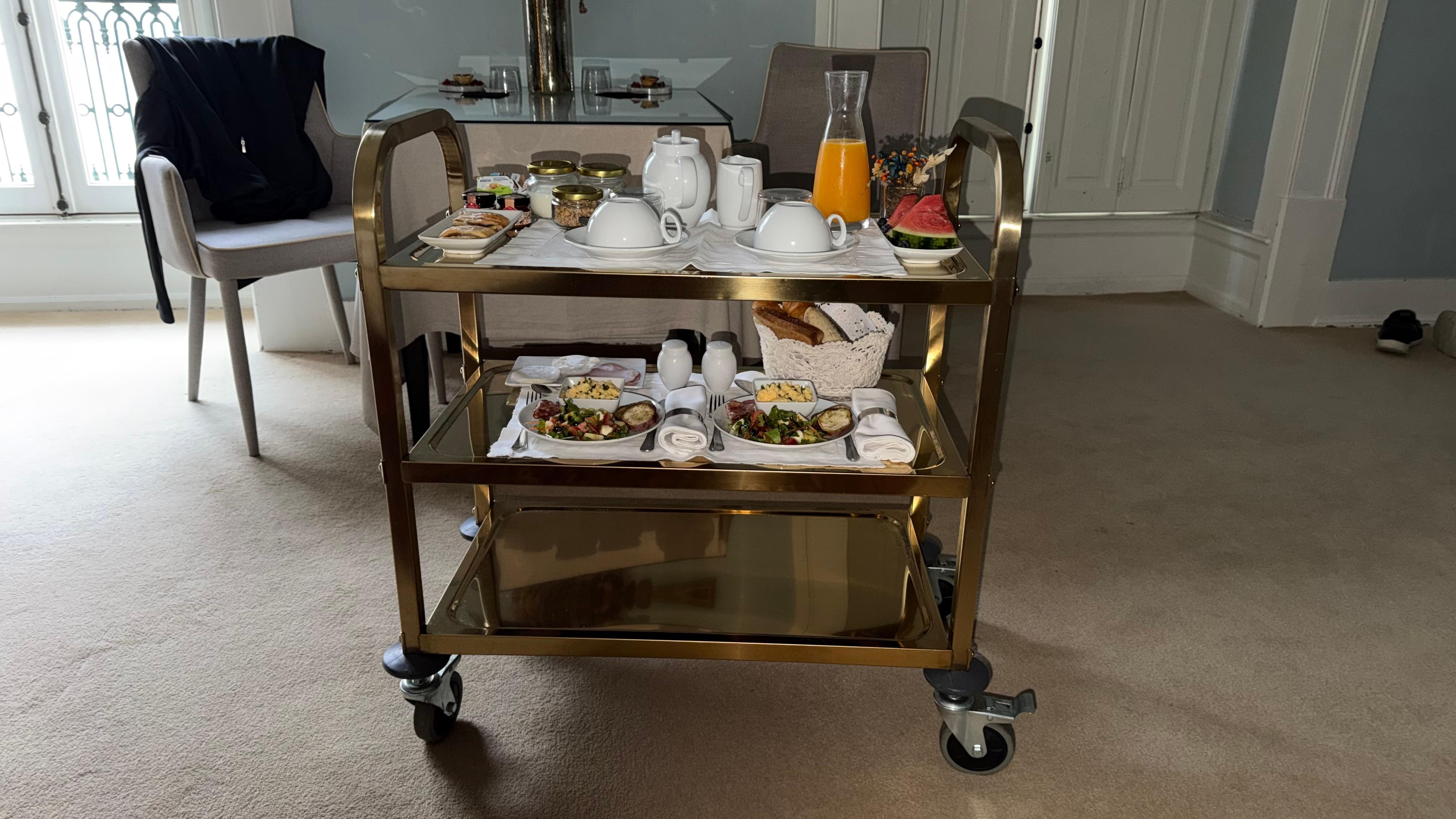 Breakfast  delivered each morning. Great selections. 