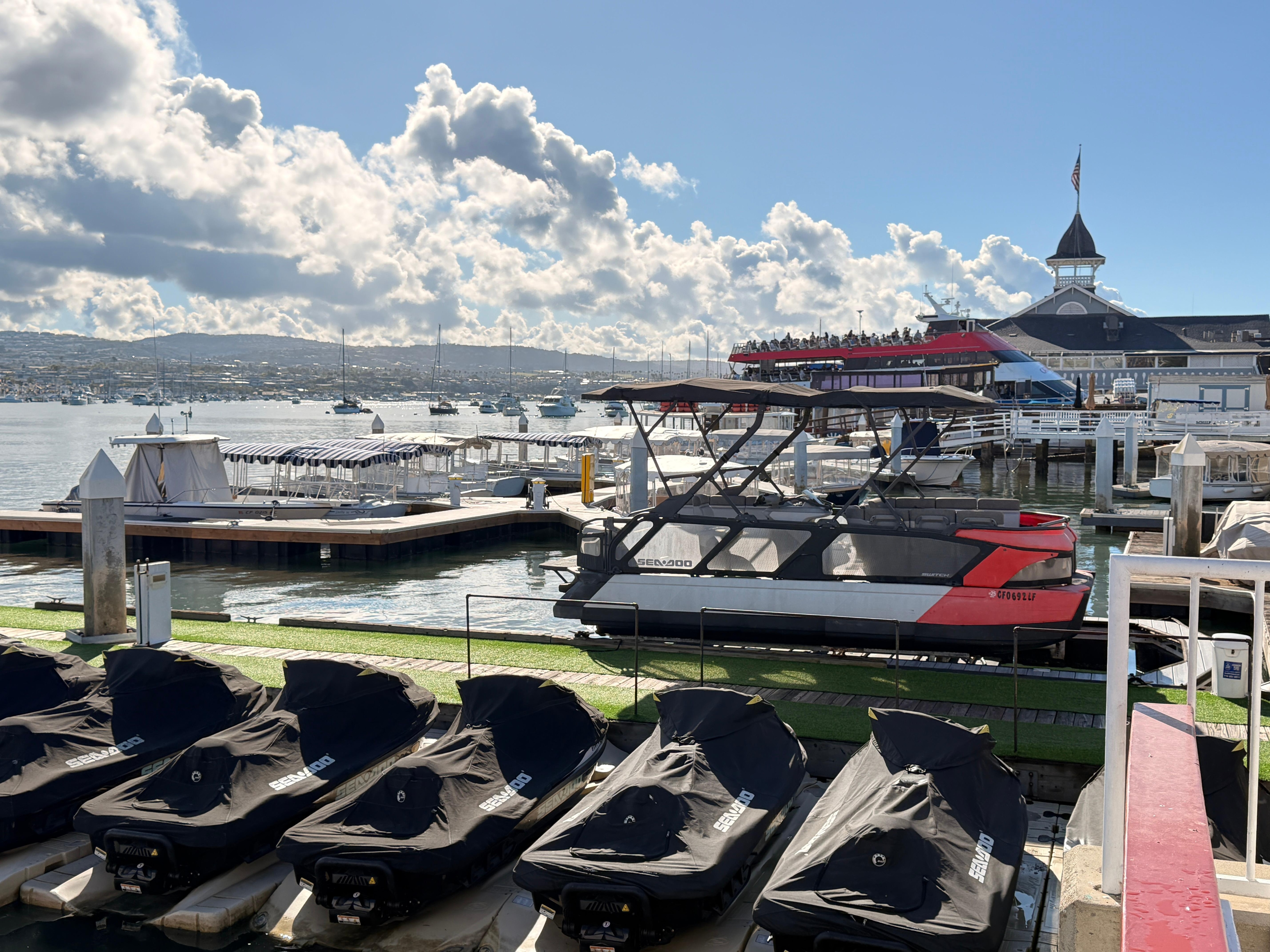 We took the ferry over to Balboa Island. 