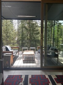 The deck is so private, plus you can hear the creek.