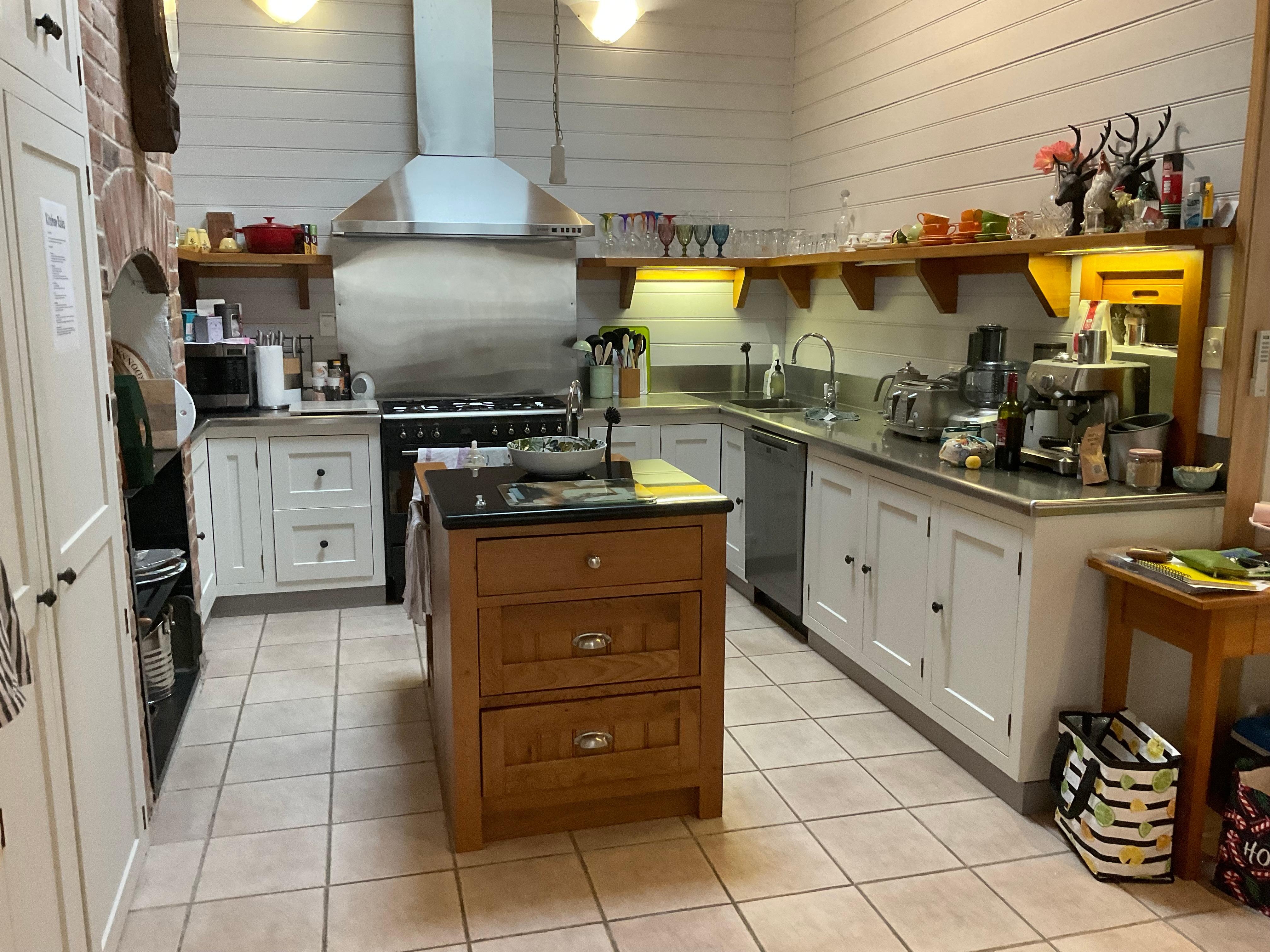 Well appointed gourmet kitchen