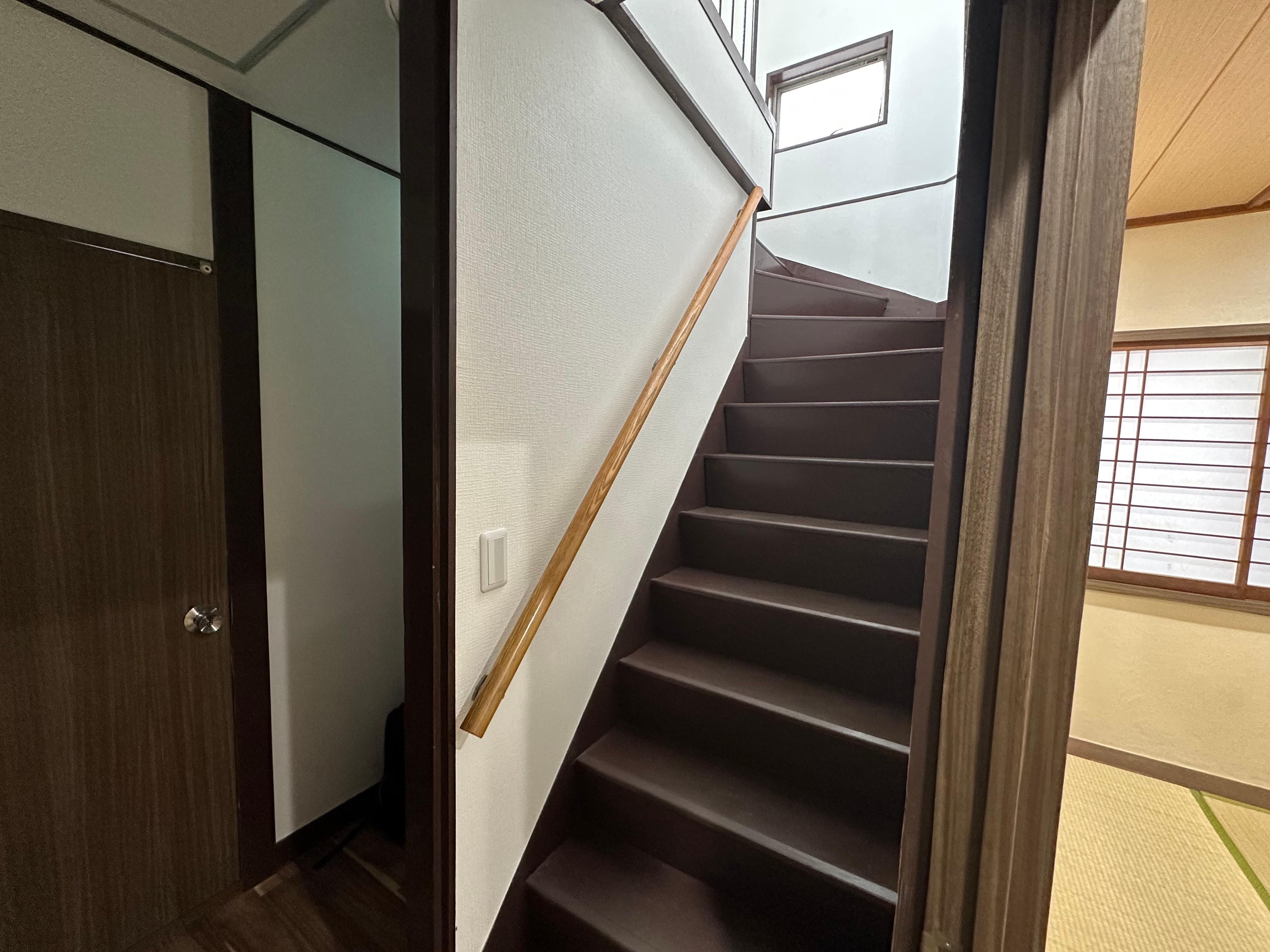 Steep Staircase
2nd to 3rd