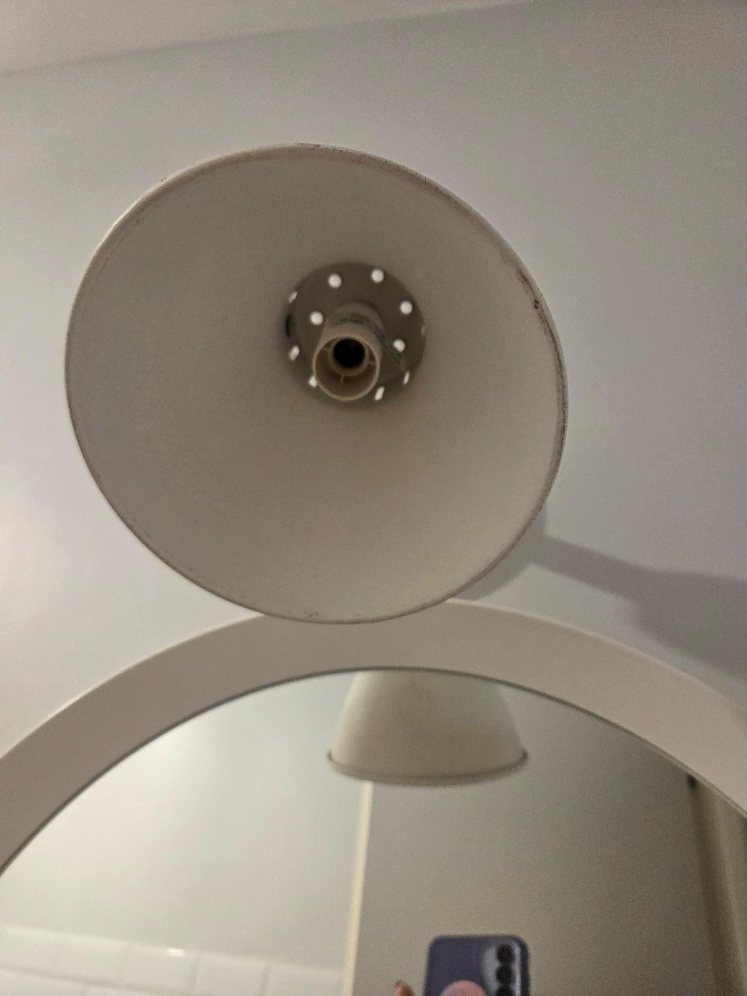 No bulbs in bathroom light