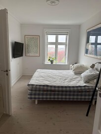 Master bedroom with King bed