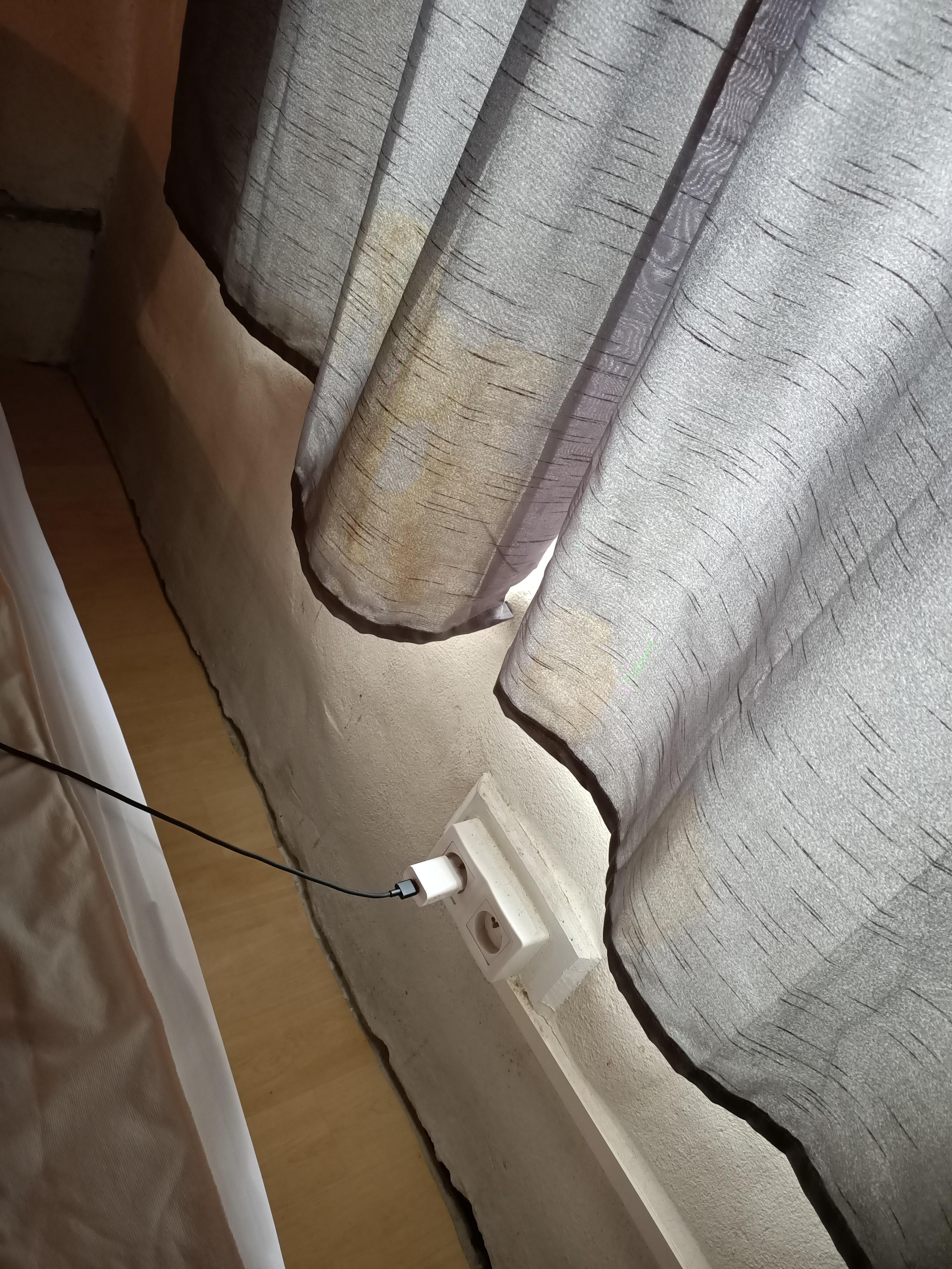 Rideau taché humidité 