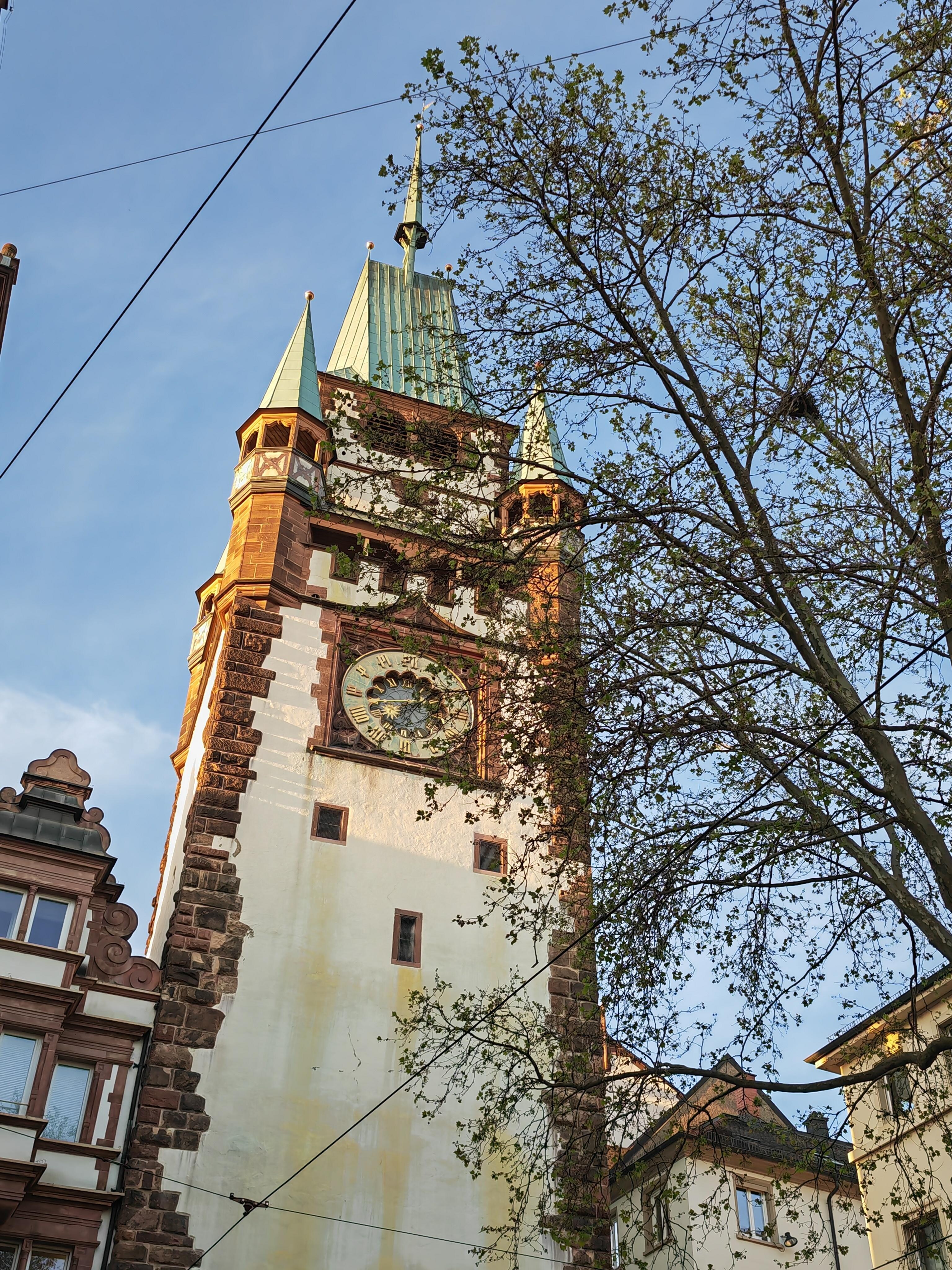 Martinstor au bout de la rue