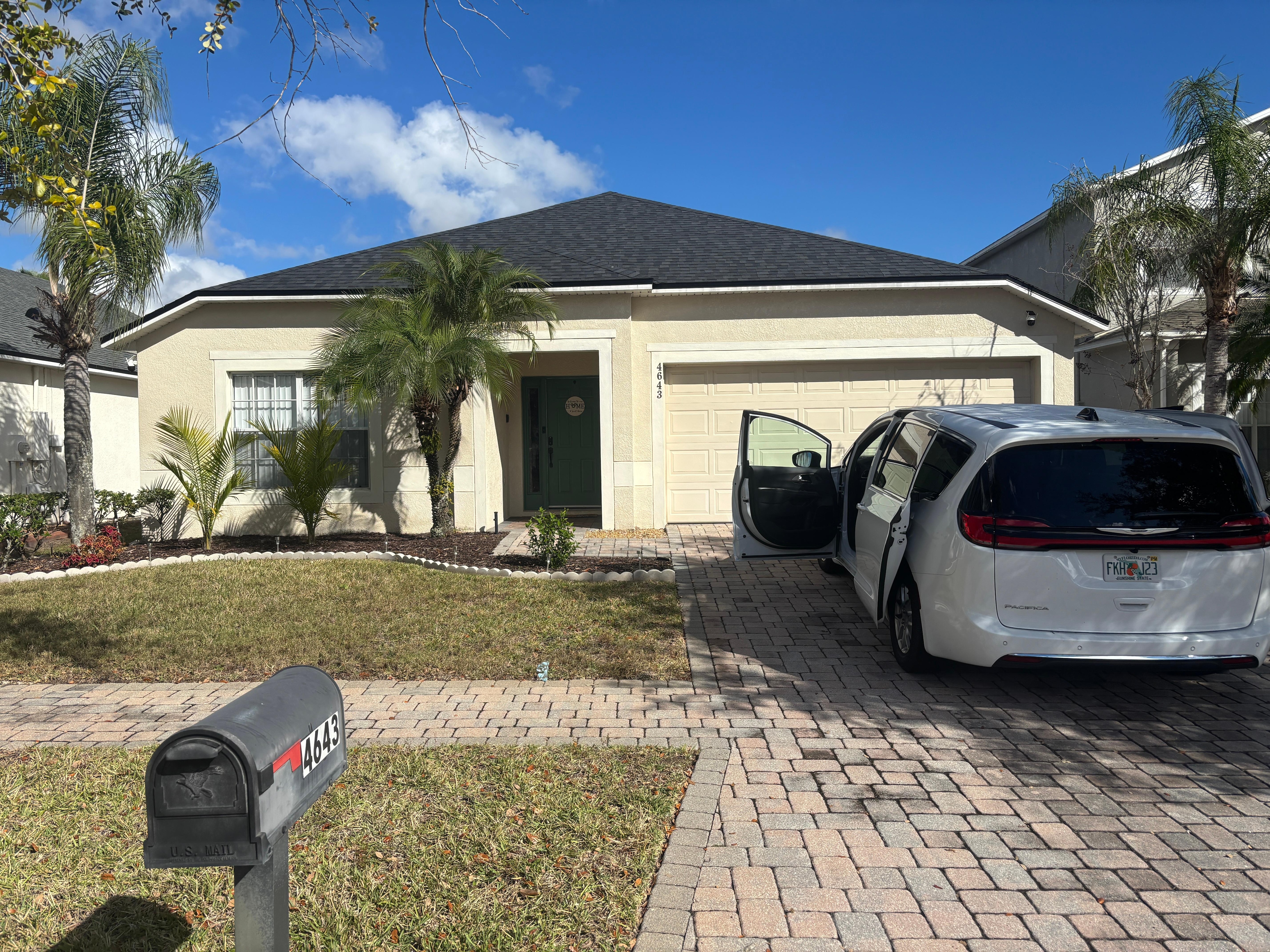 Front view of fantastic house with rental