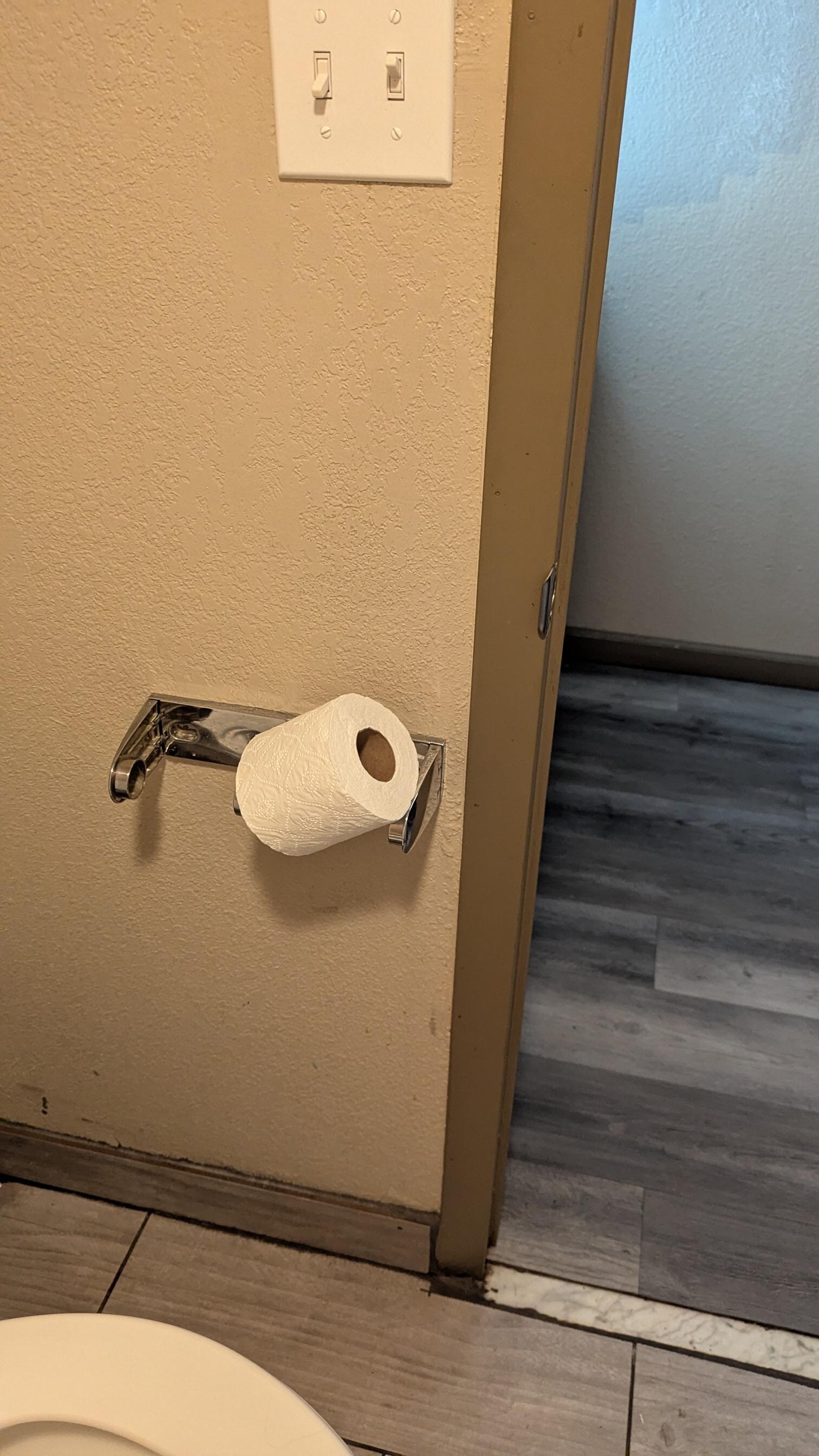 No toilet paper holder 