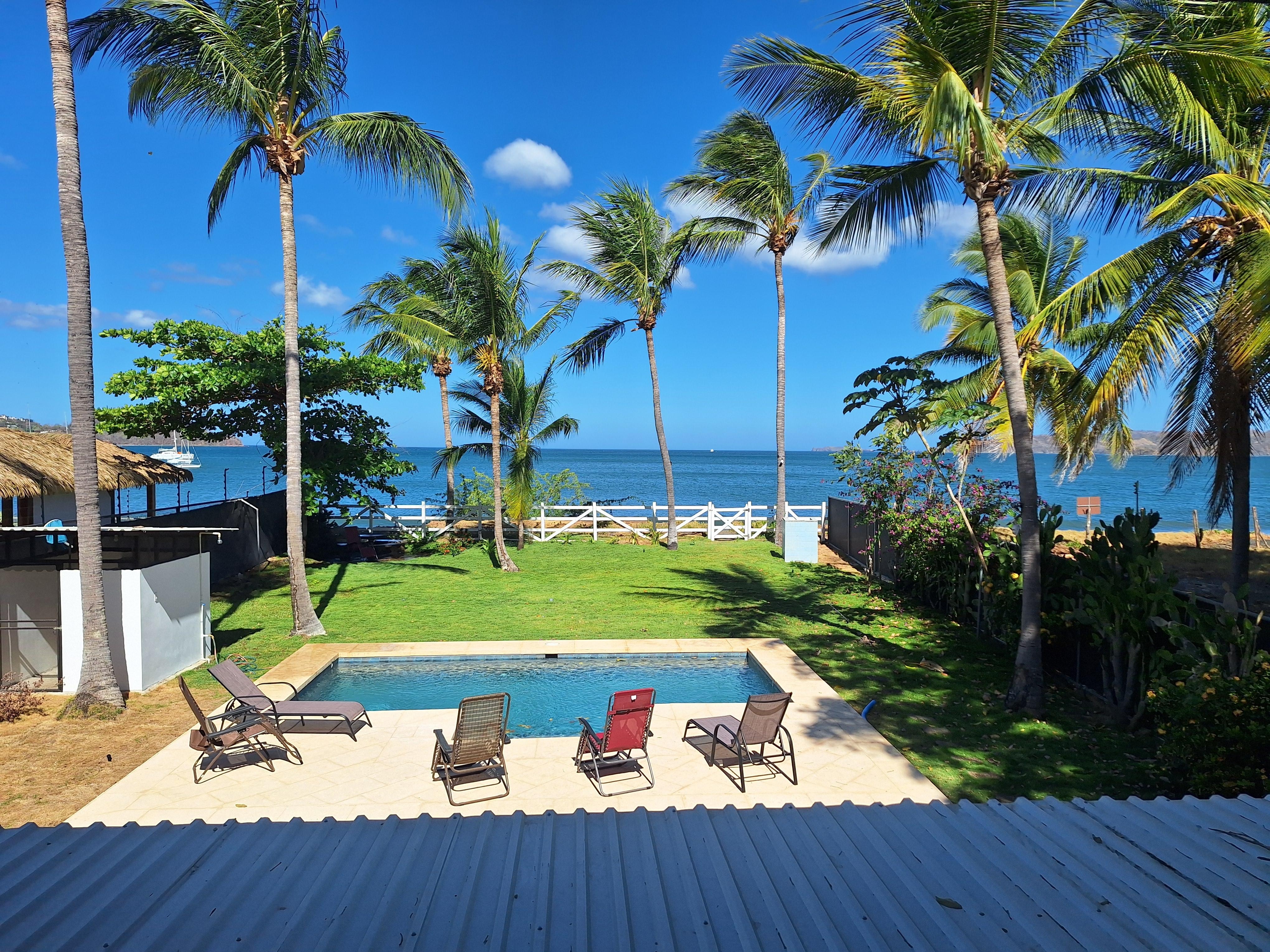 View from room with king sized bed 🦥🤙🇨🇷💖
